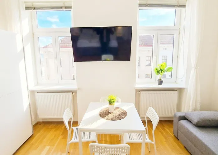 Apartment Near Wiener Stadthalle - Cozy 1br With Wifi&tv