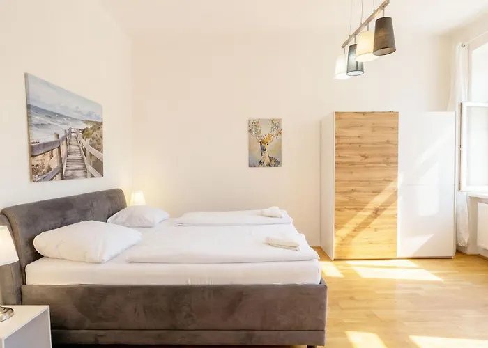 Near Wiener Stadthalle - Cozy 1br With Wifi & Tv Appartement Vienne