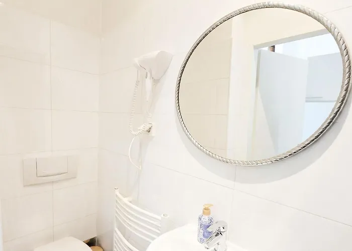 Appartement Near Wiener Stadthalle - Cozy 1br With Wifi & Tv Vienne